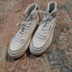 Reebok womens White and Tan High-Top Sneakers size 9